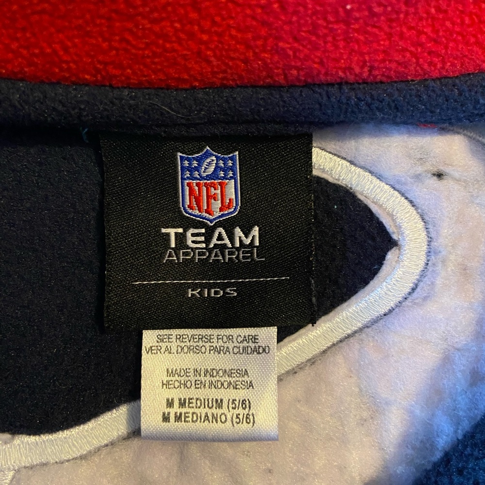 Pullover - Picture 10 of 10